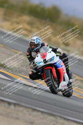 media/Jan-15-2023-SoCal Trackdays (Sun) [[c1237a034a]]/Turn 3 (1115am)/